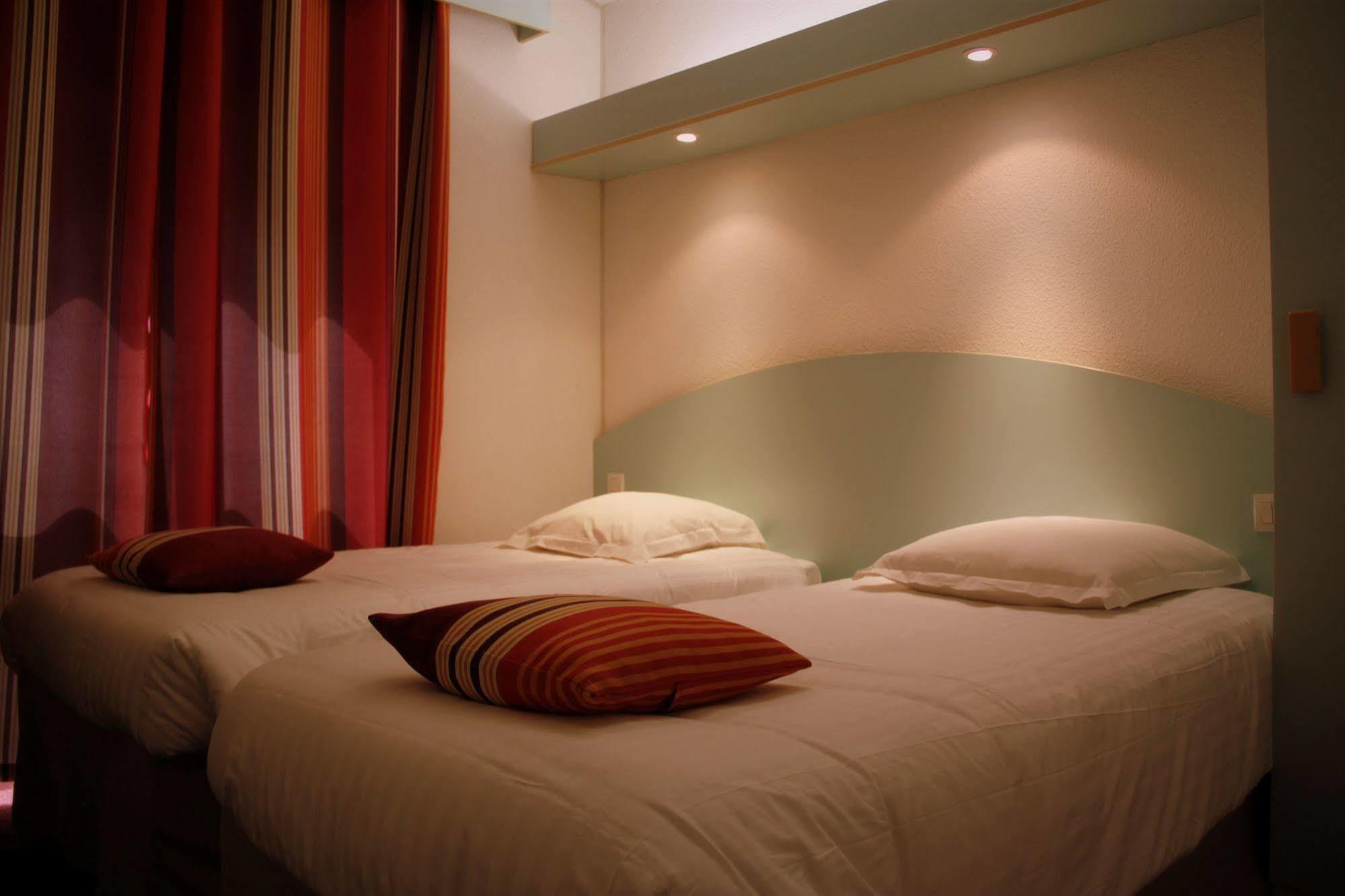 Agape Hotel Bessines Ngoại thất bức ảnh